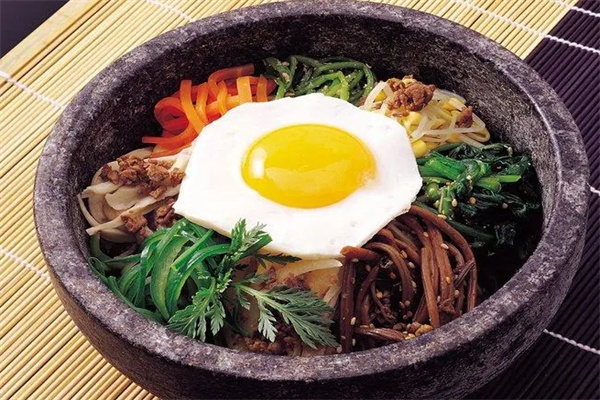 顺平石锅拌饭加盟