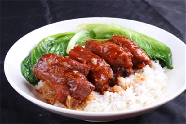 天香排骨米饭加盟