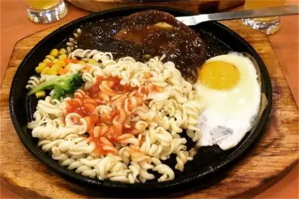 一品铁板饭 一品铁板饭