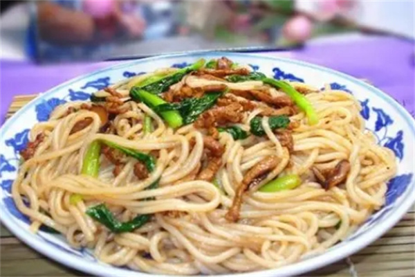 小勇炒米粉 小勇炒米粉