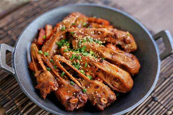 馋嘴干锅辣鸭头加盟