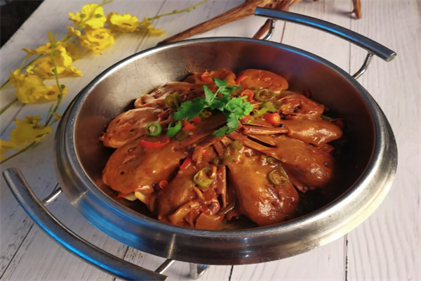 侯氏干锅鸭头
