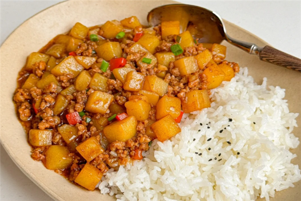 一田肉肉拌饭