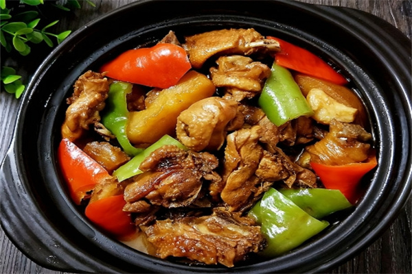 枝炜黄焖鸡米饭