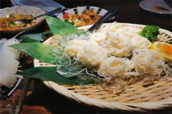 藏味町食堂