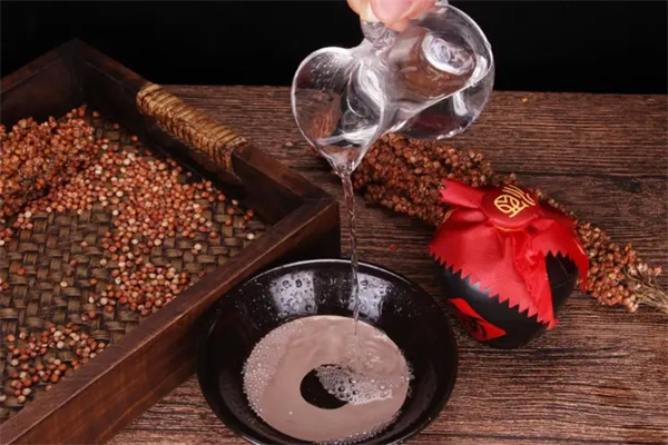 诚丰恒品牌白酒