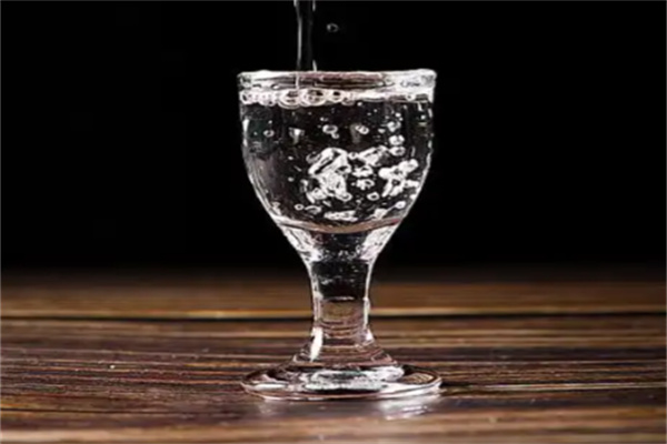 礼茅白酒