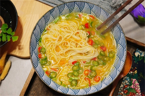 天下一品养生面馆加盟