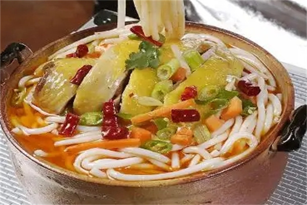 瑶家妹子米线