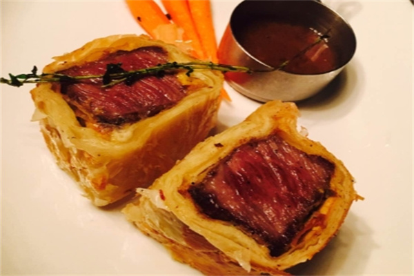 魔范食间