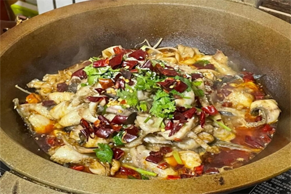 魔石石锅鱼