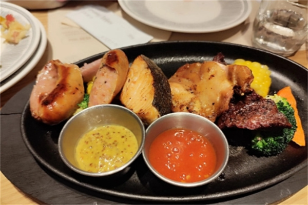 魔范食间