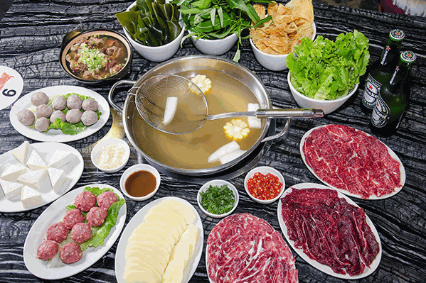 以牛成名潮汕牛肉火锅