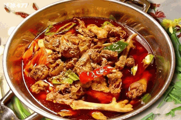 何师傅美蛙鱼头特色火锅