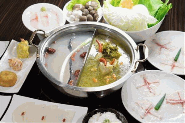 大万斑鱼火锅 大万斑鱼火锅