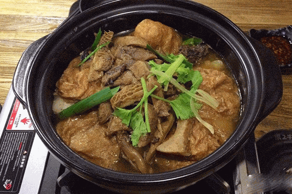 金牌牛杂老火锅