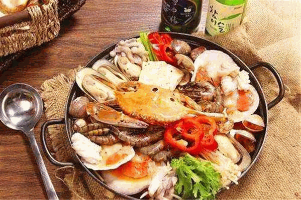 蒸味海鲜火锅 蒸味海鲜火锅