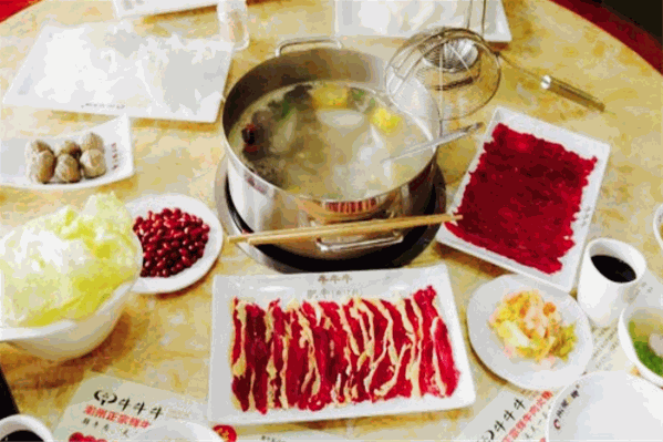 牛牛牛正宗潮汕鲜牛肉火锅