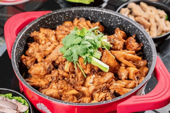 雷州狗龙孙狗羊鸡煲 雷州狗龙孙狗羊鸡煲