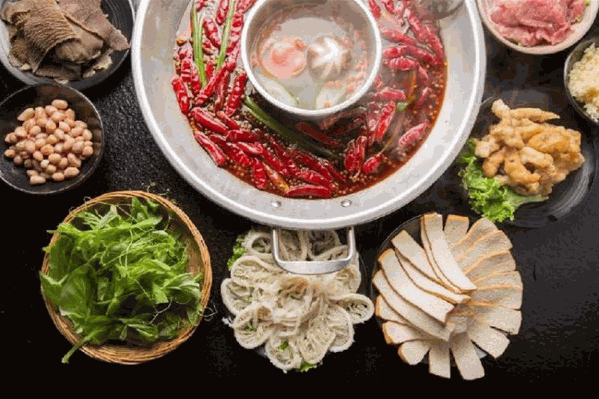 草原绿红焖羊肉新派火锅