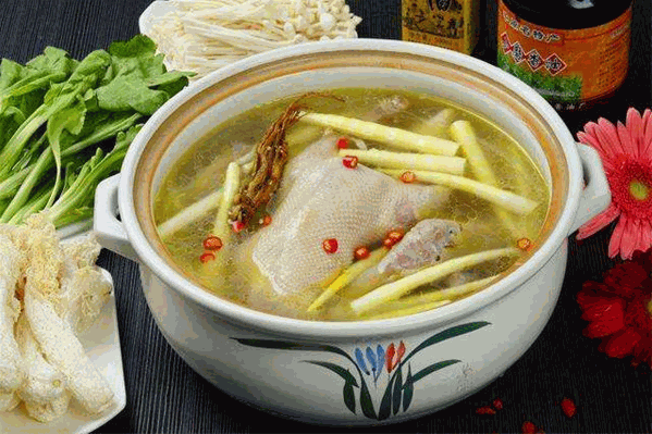 永强乳鸽火锅煲