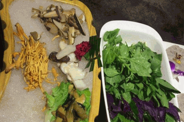 香草原生态火锅