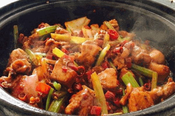 清远脆香鸡煲 清远脆香鸡煲