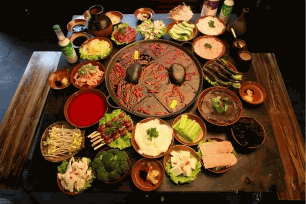 潮利羊肉火锅店
