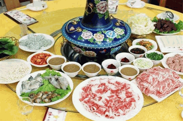 串门铜锅涮肉