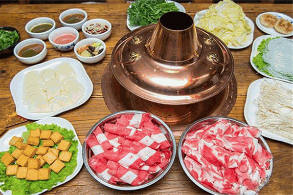 串门铜锅涮肉