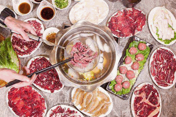 斗牛侍潮汕鲜牛肉火锅