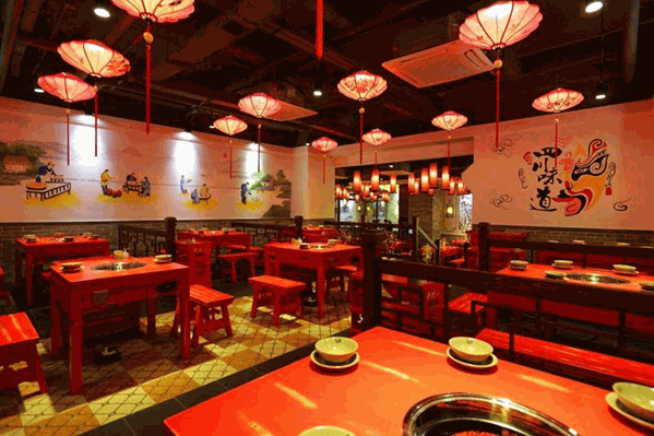 潹山特色火锅餐厅