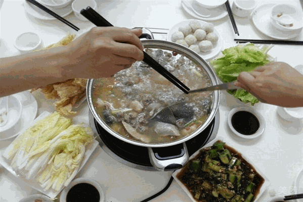 香招鲜药膳鸡窝