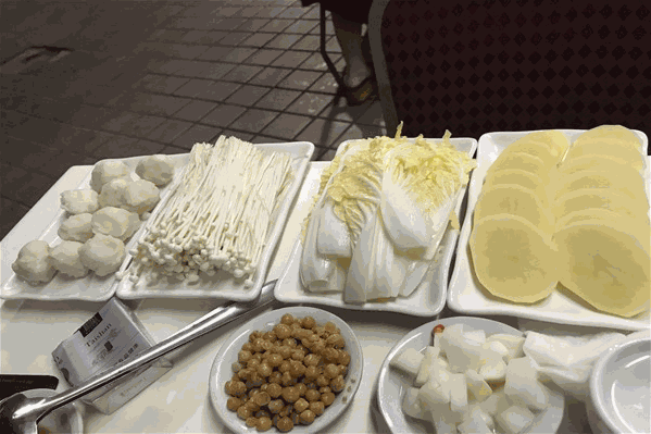 香招鲜药膳鸡窝