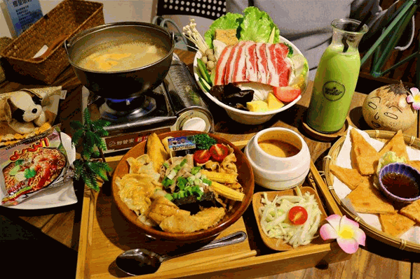 泰灵艳泰式火锅料理