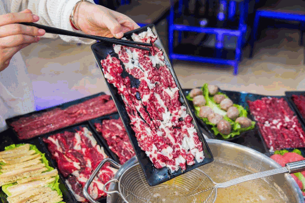 豪潮汕头牛肉火锅店