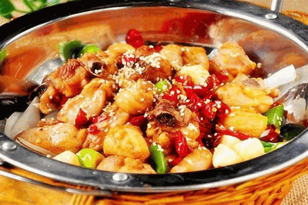 超越川味火锅鸡 超越川味火锅鸡