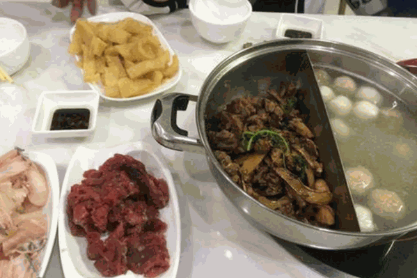 老隆炆鸭火锅