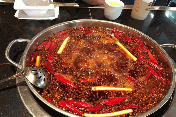 重庆王五土灶老火锅