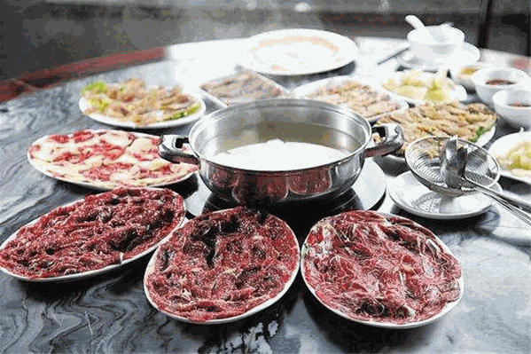 箱食潮牛馆 箱食潮牛馆