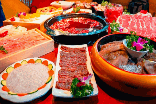 传悦时空牛肉火锅