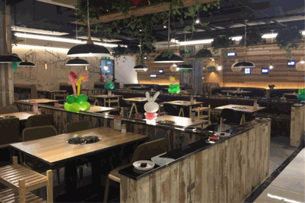 潮聚牛肉火锅店