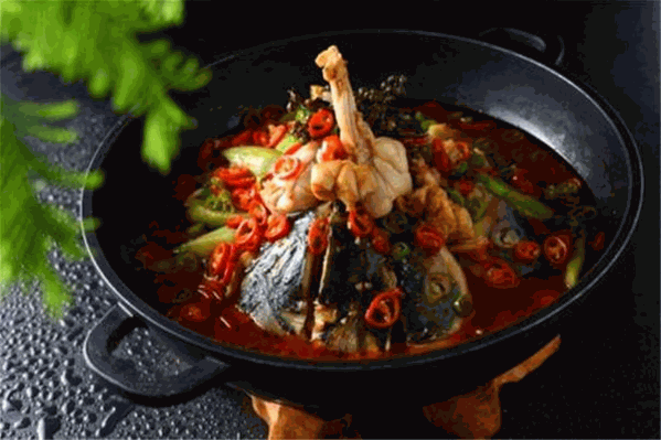 食鱼族麻辣鱼头火锅