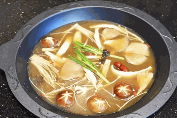 菌汤锅