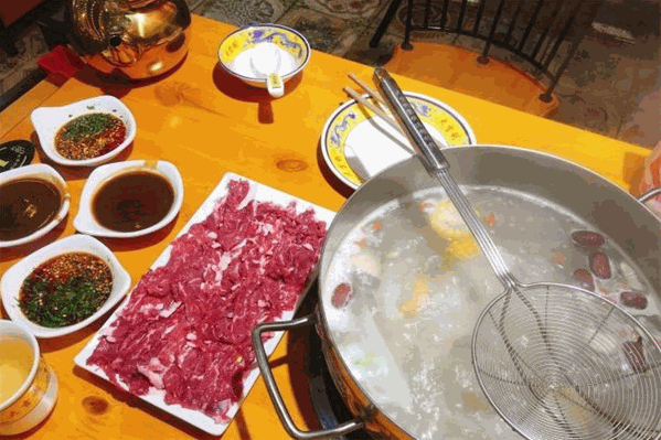 牛大学潮汕牛肉火锅