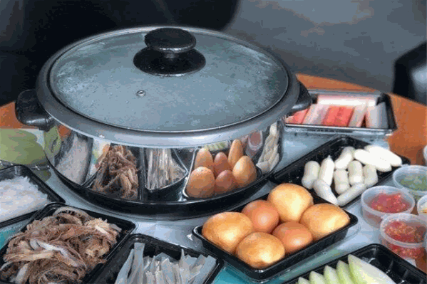 八合院潮汕牛肉火锅