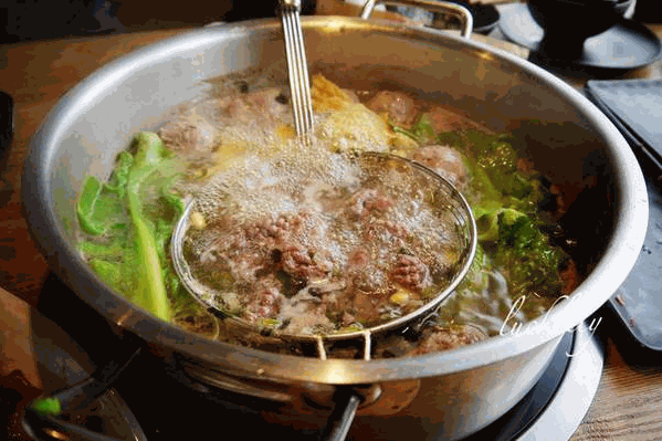 潮鲜生牛肉火锅