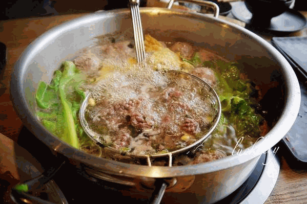 渝鼎轩鲜菜火锅