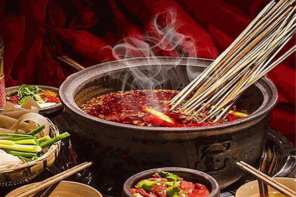 老妈砂锅串串香火锅