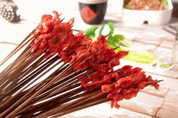 签盟牛肉串串火锅
